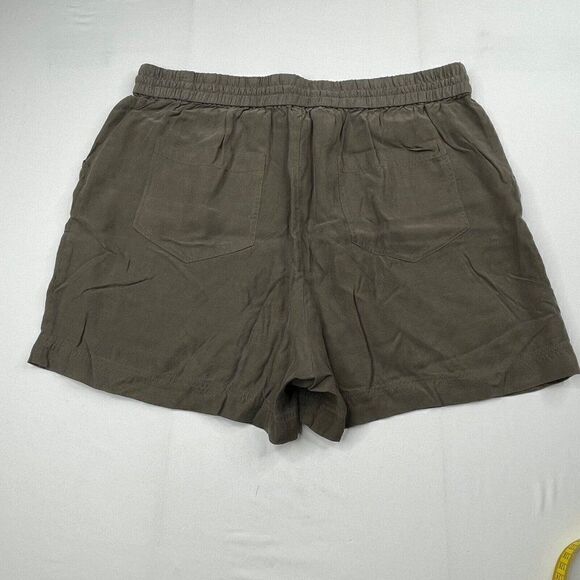 BODEN Talia Shorts Army Green - Picture 3 of 9